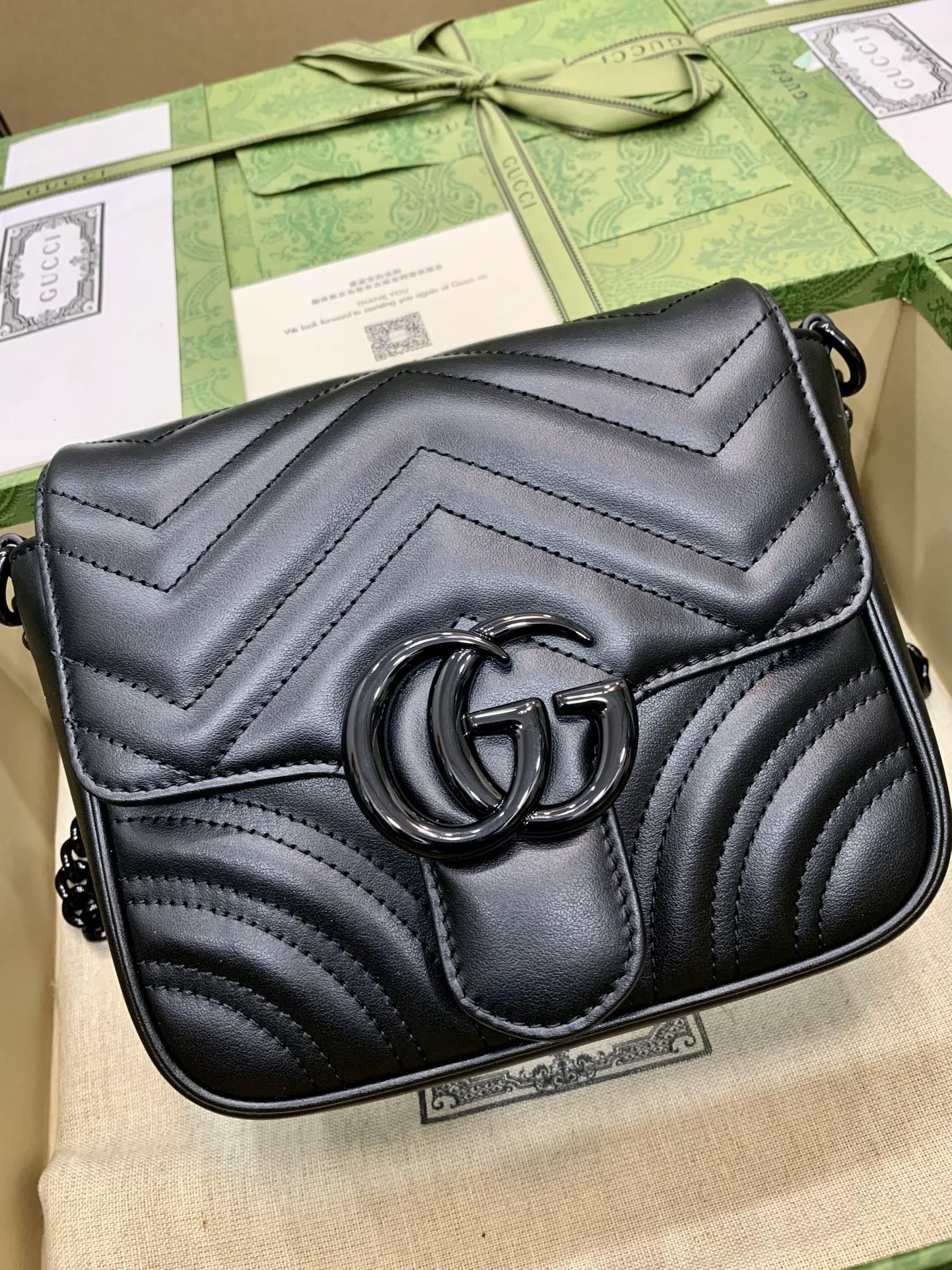 Gucci Gg Marmont Matelassé Shoulder Bag Black Leather