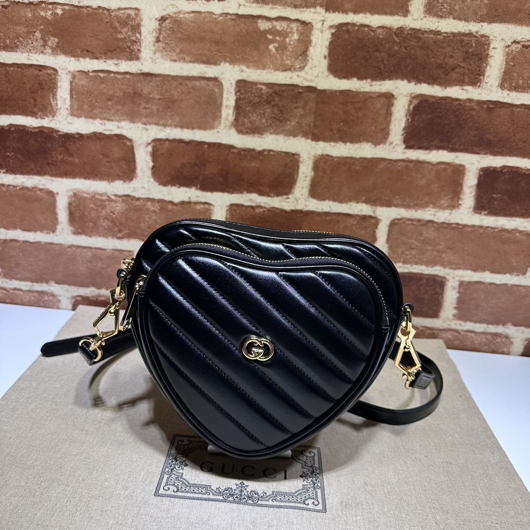 Gucci Interlocking G Mini Heart Shoulder Bag Black Leather