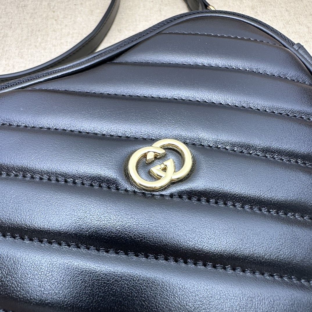 Gucci Interlocking G Mini Heart Shoulder Bag Black Leather