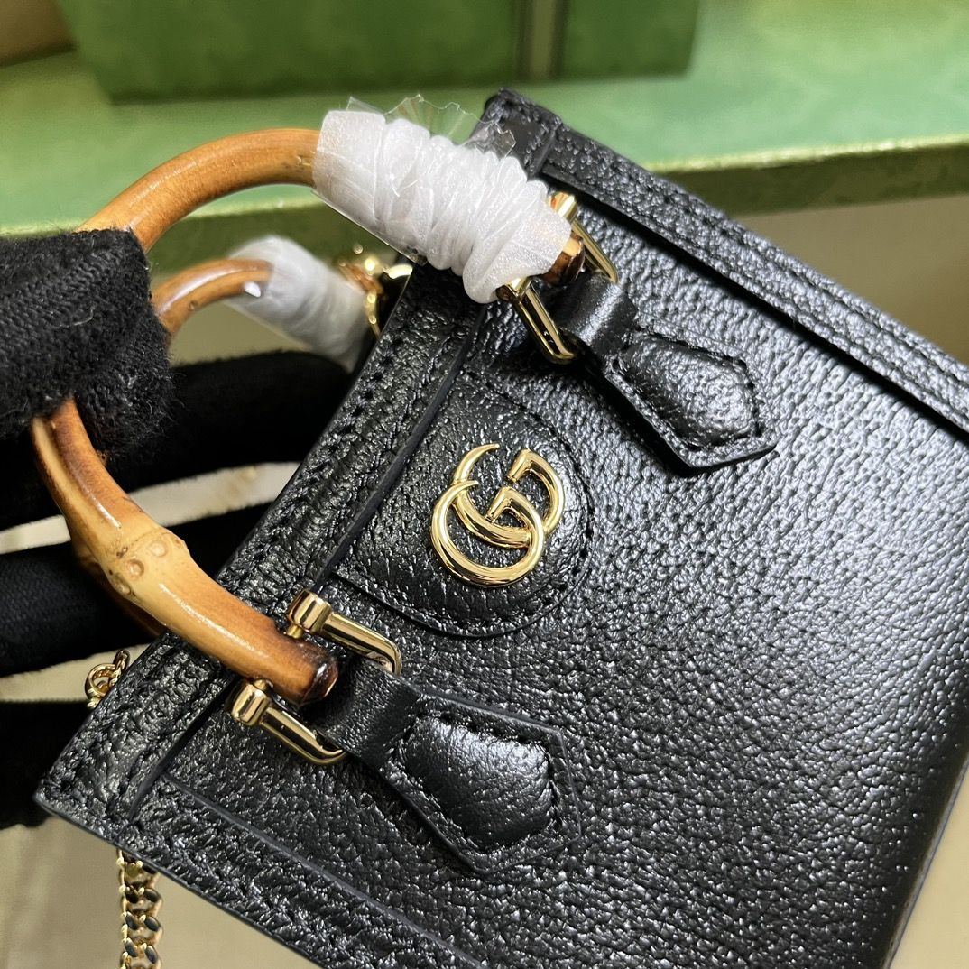 Gucci Diana Super Mini Bag Black Leather