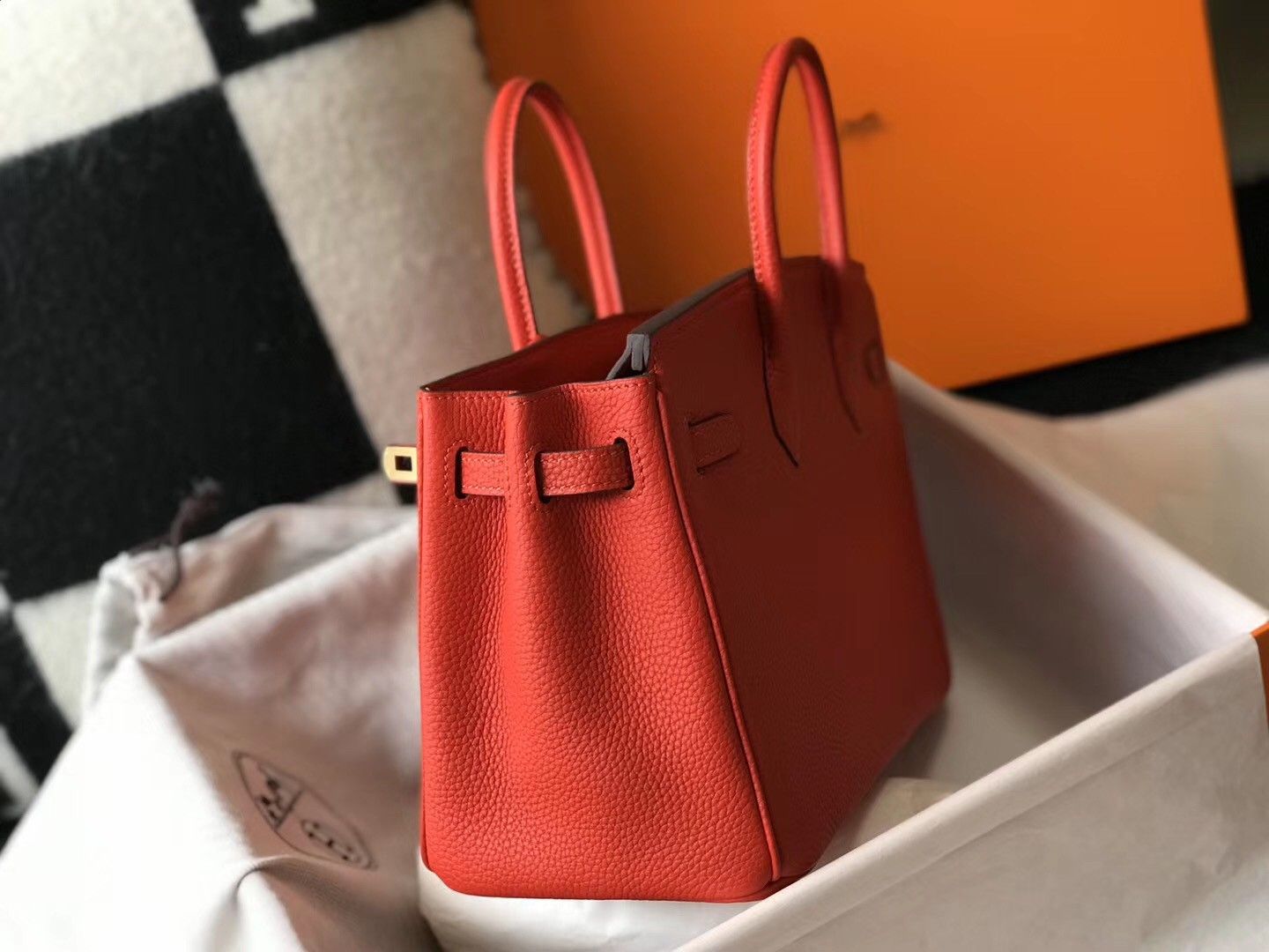 Hermes Birkin 25 Bag In Orange Red Clemence Leather with GHW