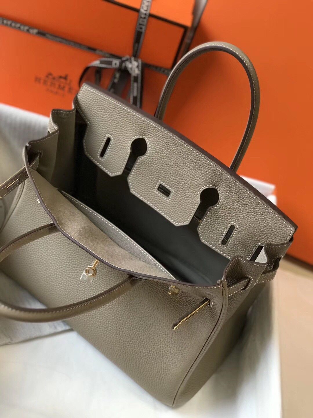 Hermes Birkin 30 Bag in Gris Tourterelle Clemence Leather with GHW