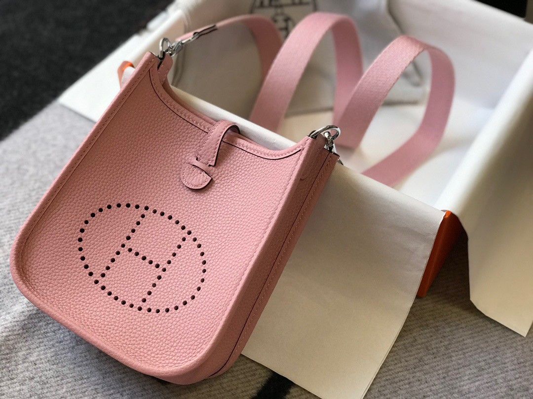 Hermes Evelyne III Mini Bag In Pink Clemence Leather