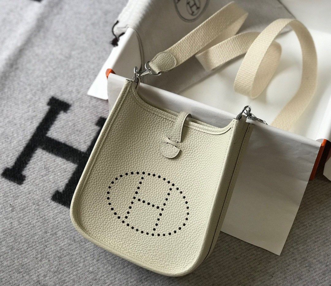 Hermes Evelyne III Mini Bag In Beton Clemence Leather