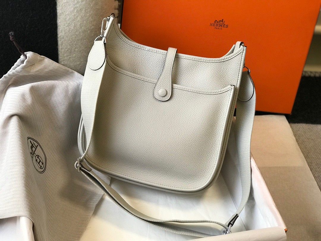 Hermes Evelyne III 29 Bag In Beton Clemence Leather