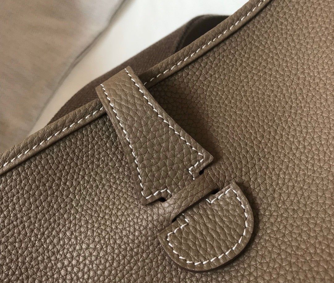 Hermes Evelyne III 29 Bag In Taupe Clemence Leather