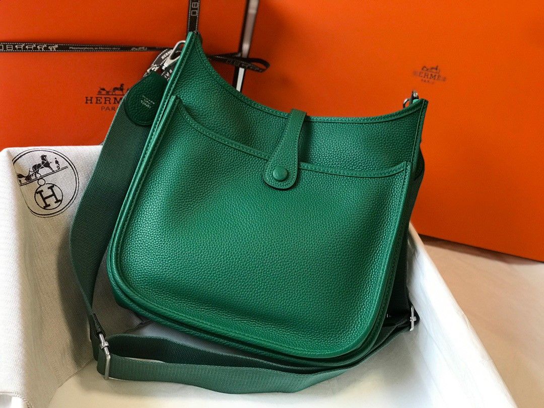 Hermes Evelyne III 29 Bag In Vert Vertigo Clemence Leather