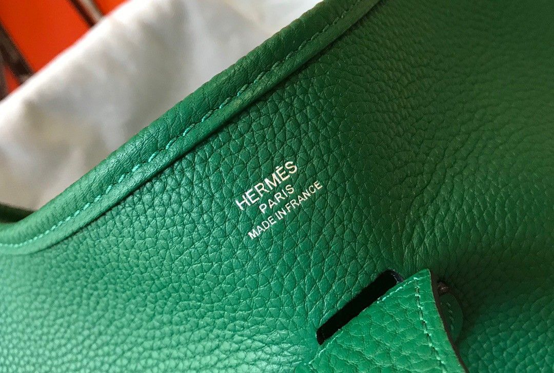 Hermes Evelyne III 29 Bag In Vert Vertigo Clemence Leather