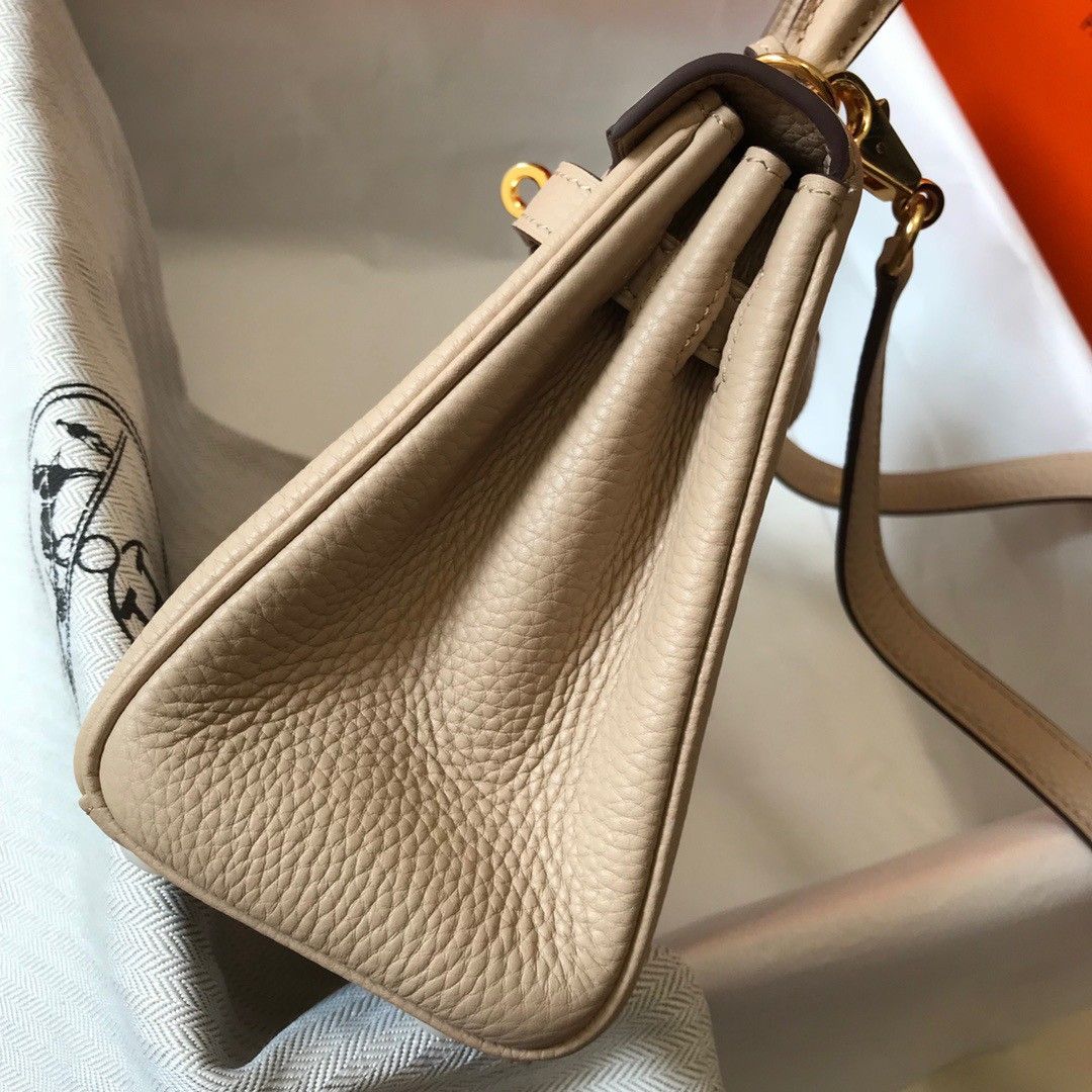 Hermes Kelly 20cm Bag In Trench Clemence Leather GHW