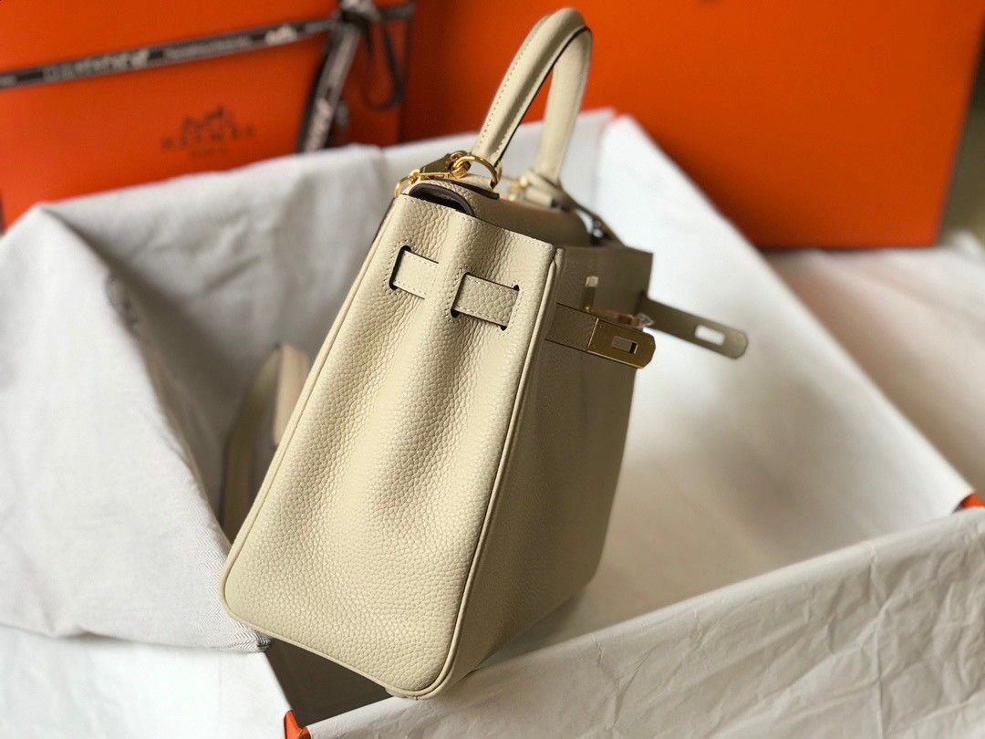 Hermes Kelly 25cm Retourne Bag in Craie Clemence Leather GHW