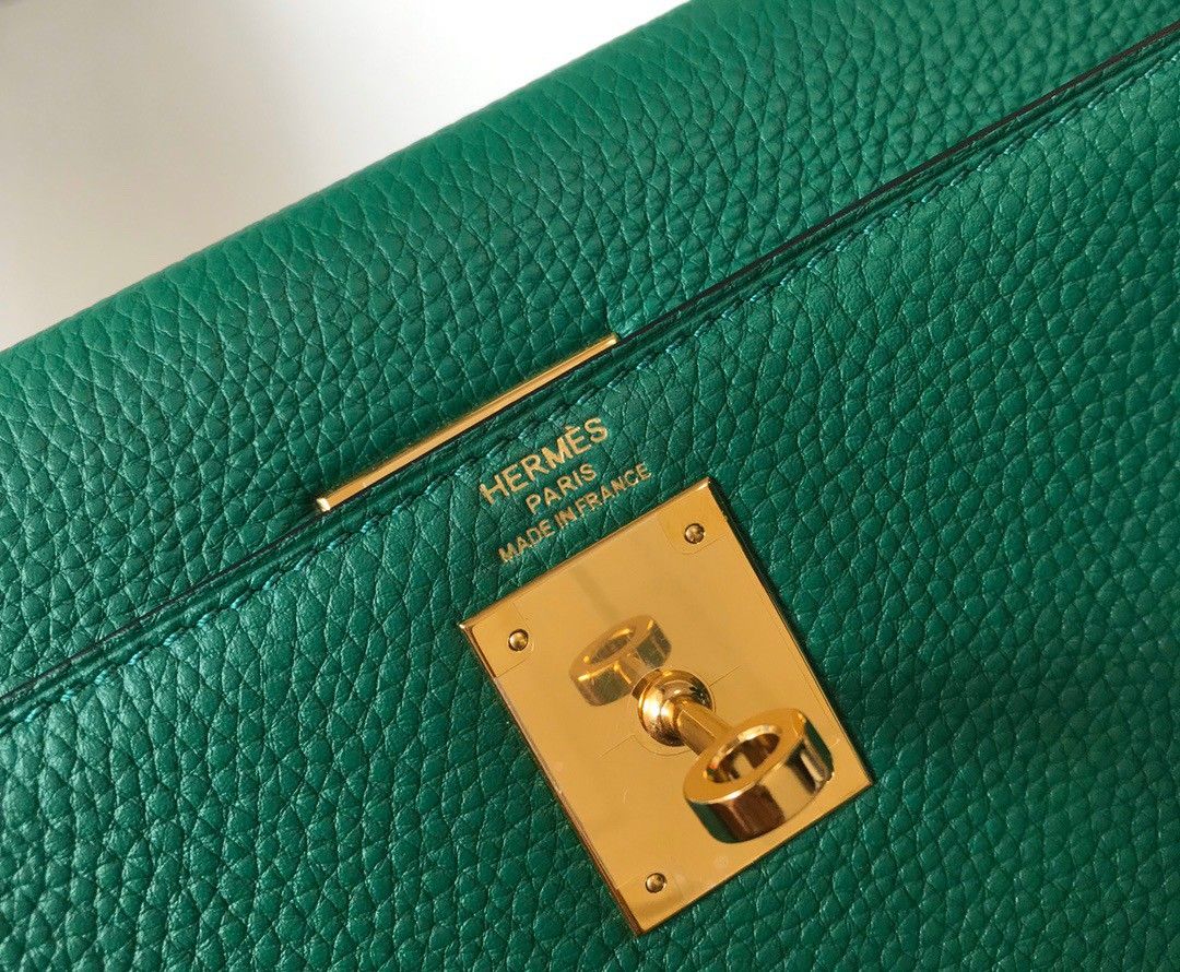 Hermes Kelly 25cm Retourne Bag in Malachite Clemence Leather GHW