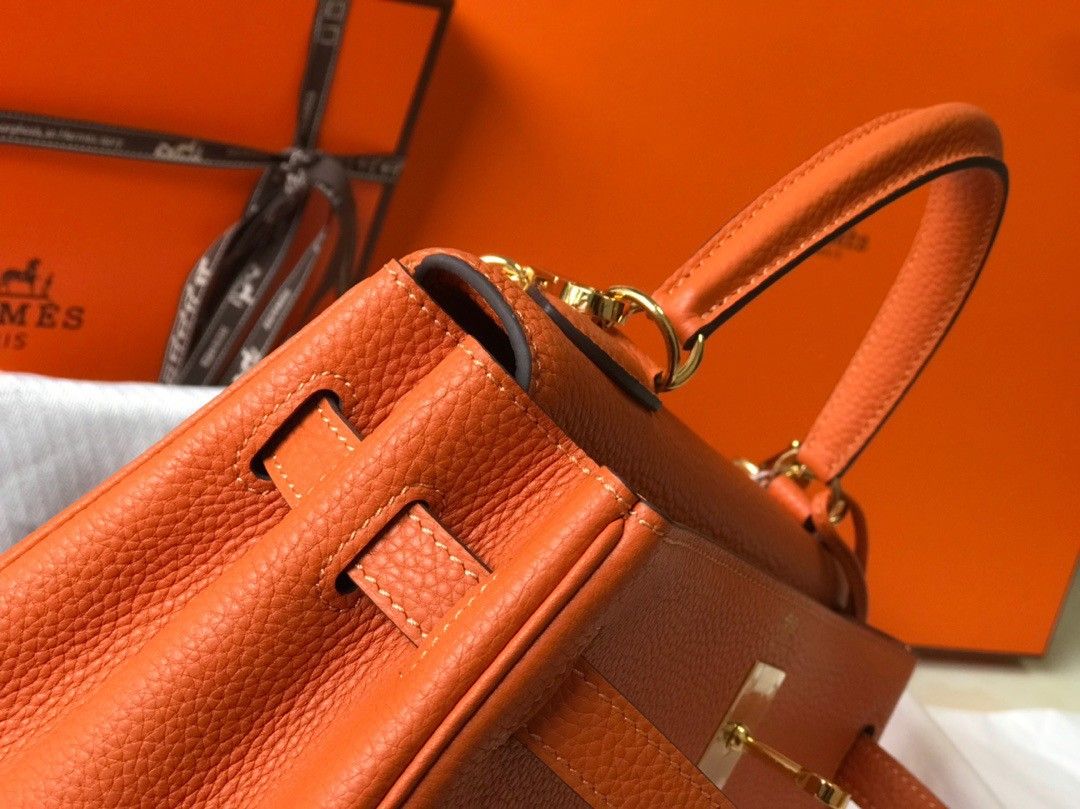 Hermes Kelly 25cm Retourne Bag in Orange Clemence Leather GHW