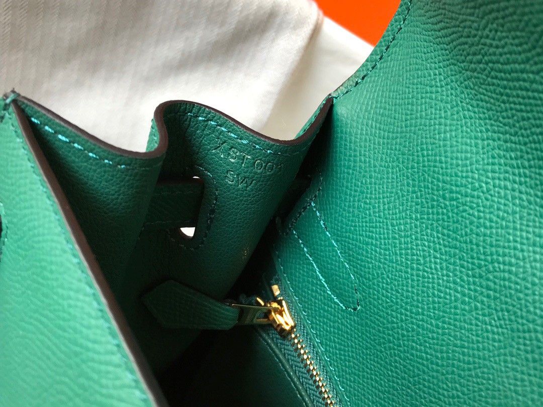 Hermes Kelly 25cm Sellier Bag in Malachite Epsom Calfskin GHW