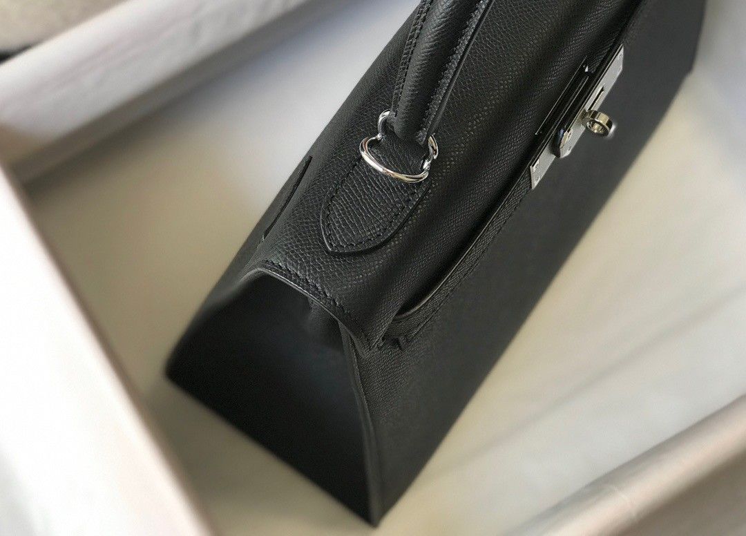 Hermes Kelly 25cm Sellier Bag in Black Epsom Calfskin