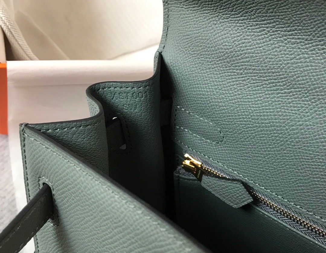 Hermes Kelly 25cm Sellier Bag in Vert Amande Epsom Calfskin GHW