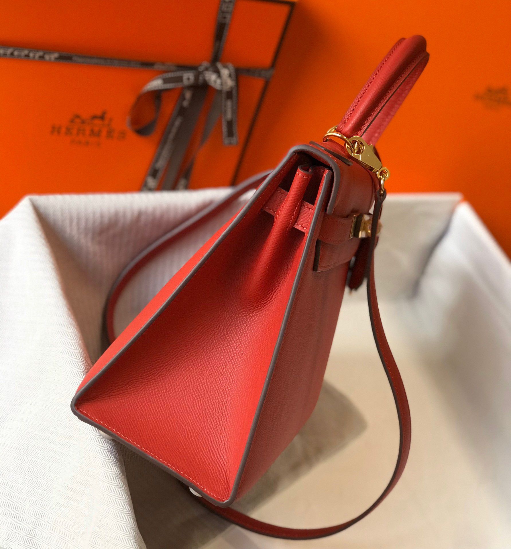 Hermes Kelly 28cm Sellier Bag in Red Epsom Calfskin GHW