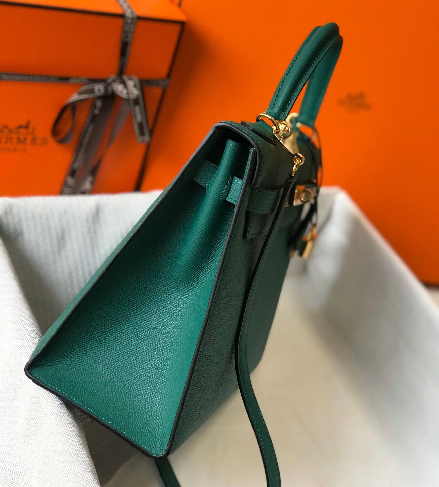 Hermes Kelly 32cm Sellier Bag in Malachite Epsom Calfskin GHW