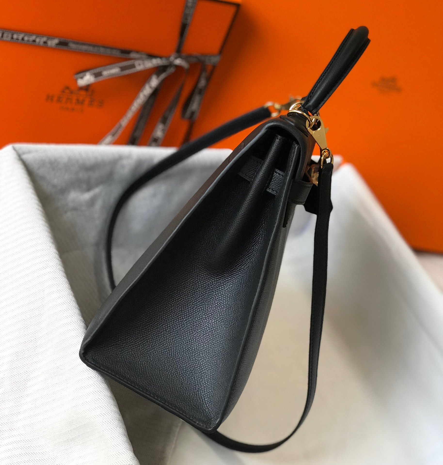 Hermes Kelly 32cm Sellier Bag in Black Epsom Calfskin GHW