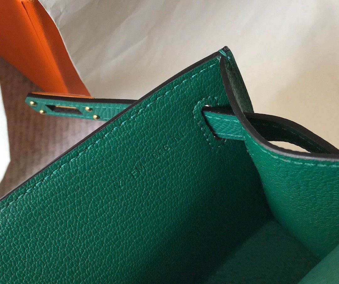 Hermes Kelly Pochette Clutch Bag In Malachite Epsom Leather