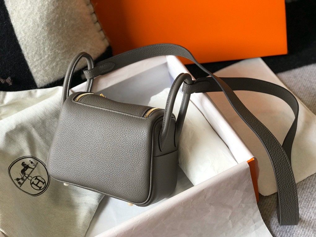 Hermes Lindy Mini Bag In Etain Clemence Leather GHW