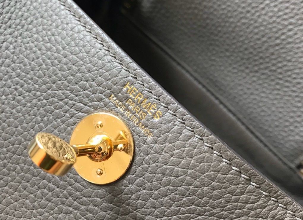 Hermes Lindy Mini Bag In Etain Clemence Leather GHW