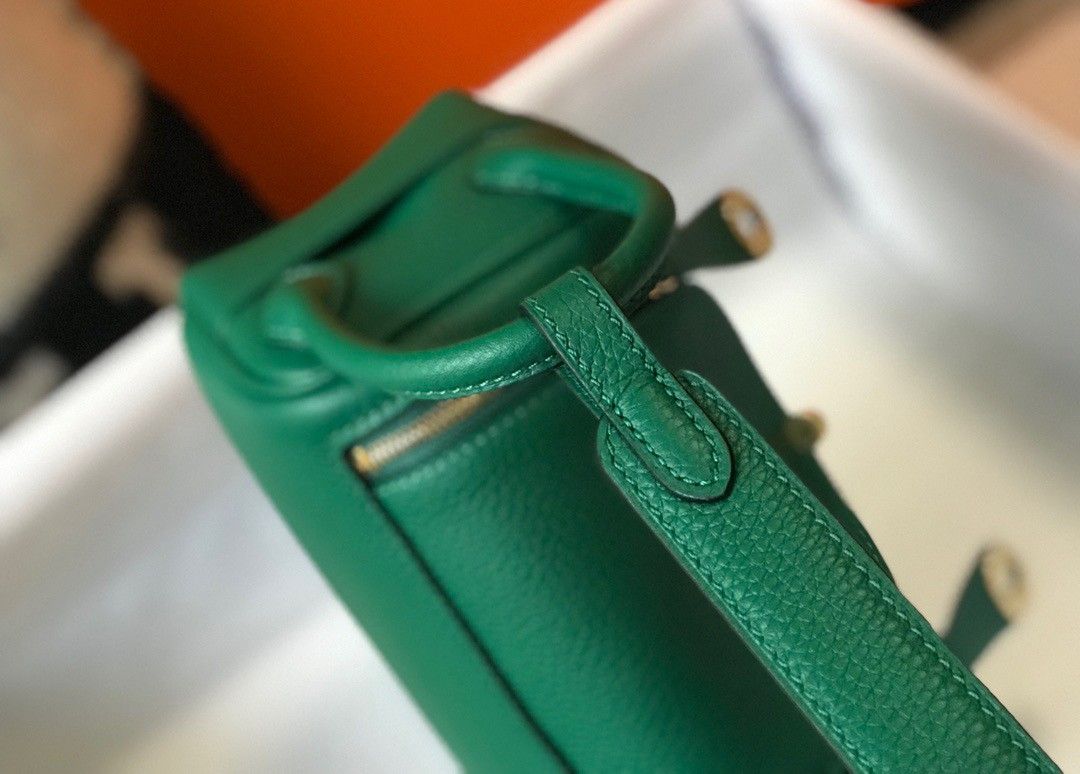 Hermes Lindy Mini Bag In Malachite Clemence Leather GHW