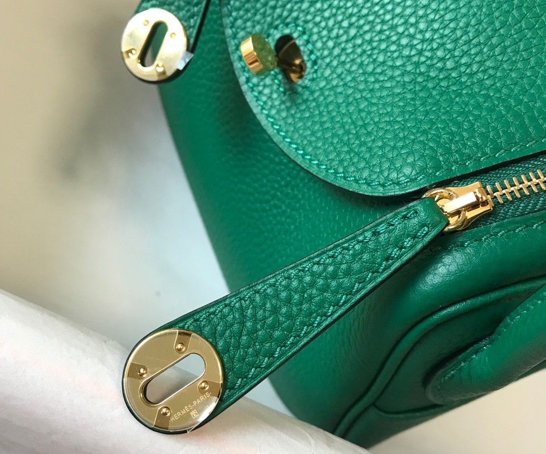 Hermes Lindy Mini Bag In Malachite Clemence Leather GHW