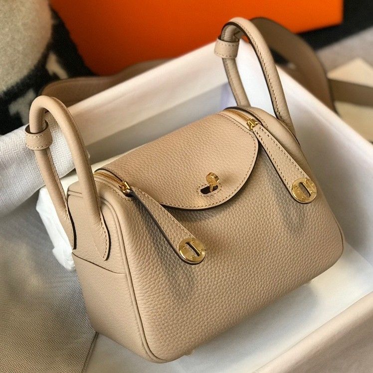 Hermes Lindy Mini Bag In Trench Clemence Leather GHW