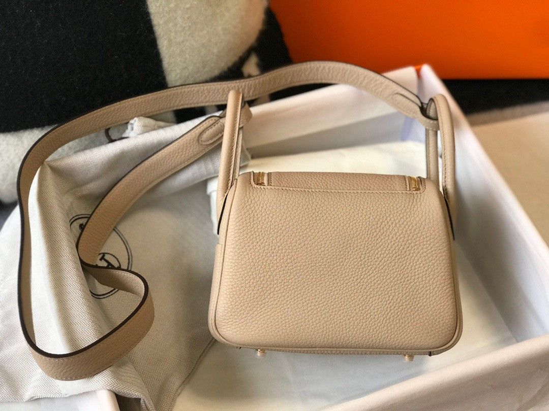 Hermes Lindy Mini Bag In Trench Clemence Leather GHW