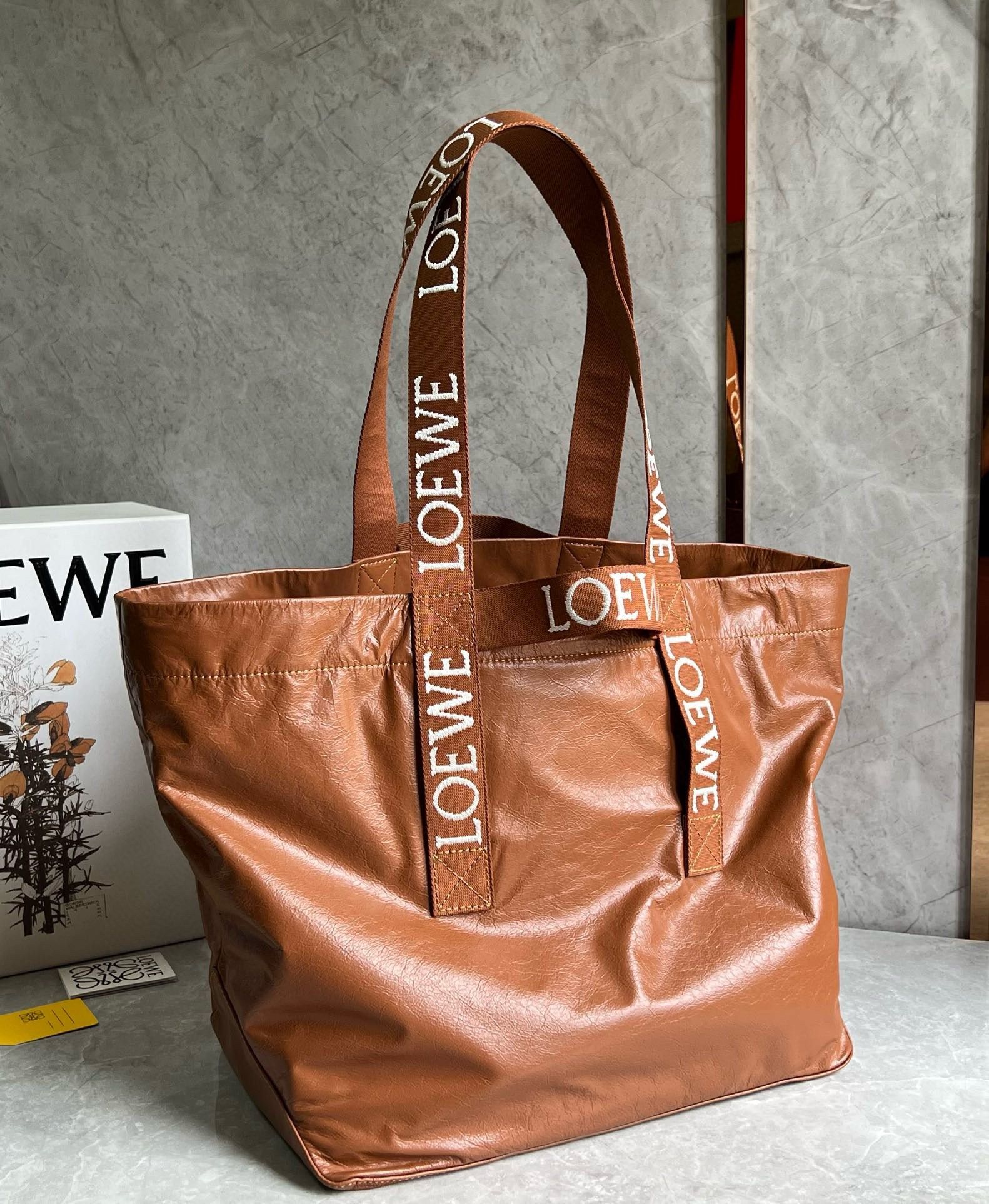 Loewe Fold Shopper Bag in Brown Paper Calfskin