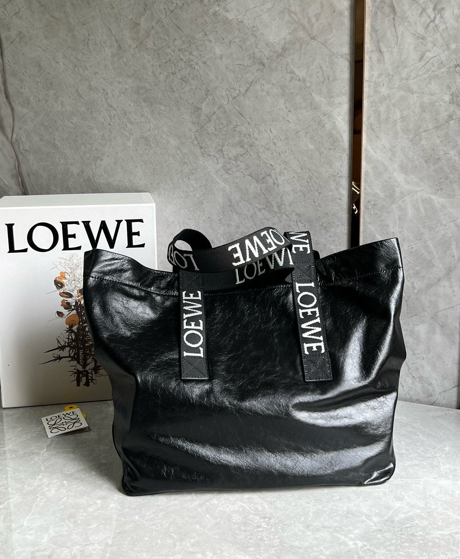 Loewe Fold Shopper Bag in Black Paper Calfskin