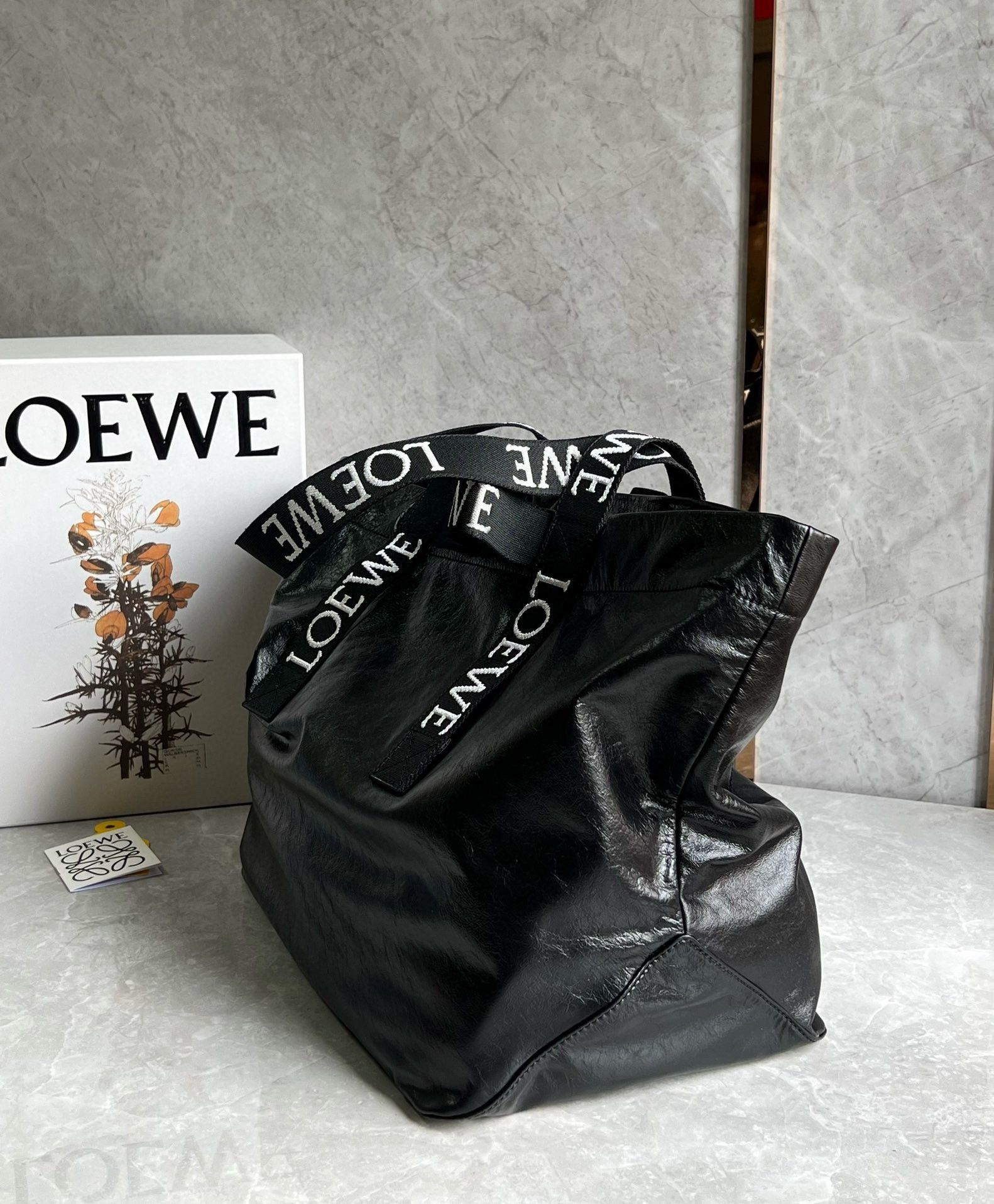 Loewe Fold Shopper Bag in Black Paper Calfskin