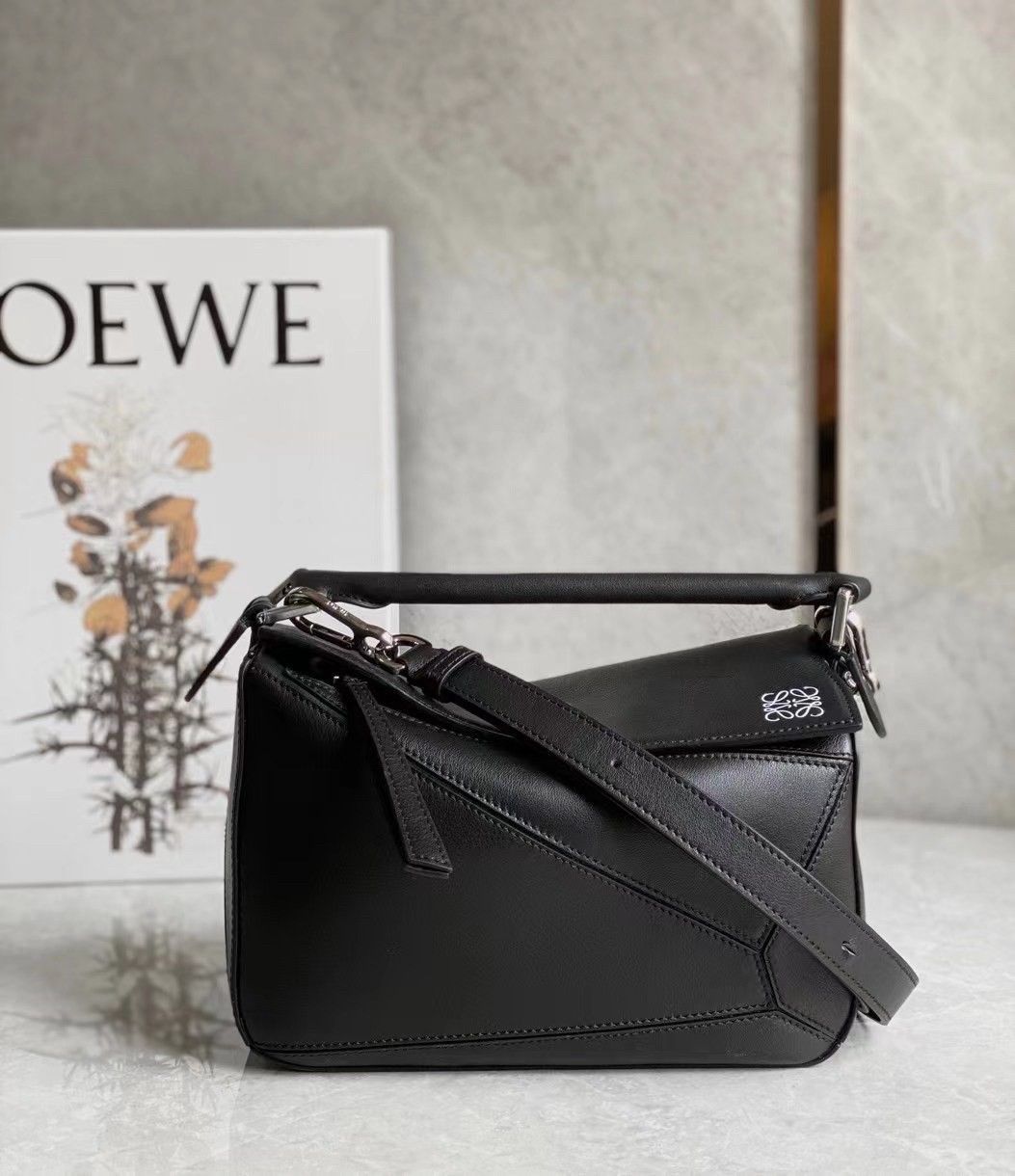 Loewe Puzzle Small Bag In Black Classic Calfskin