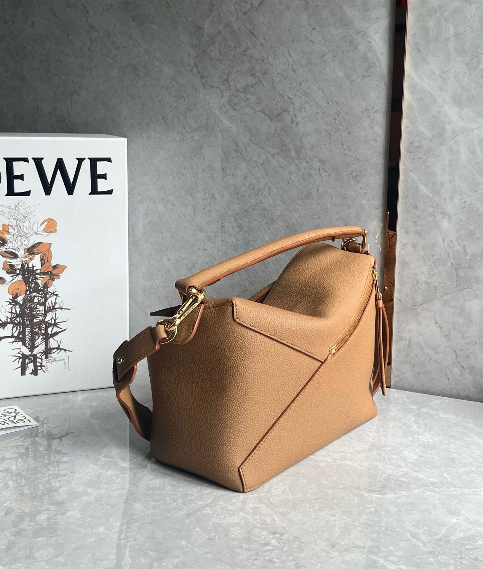 Loewe Puzzle Medium Bag In Toffee Grained Calfskin