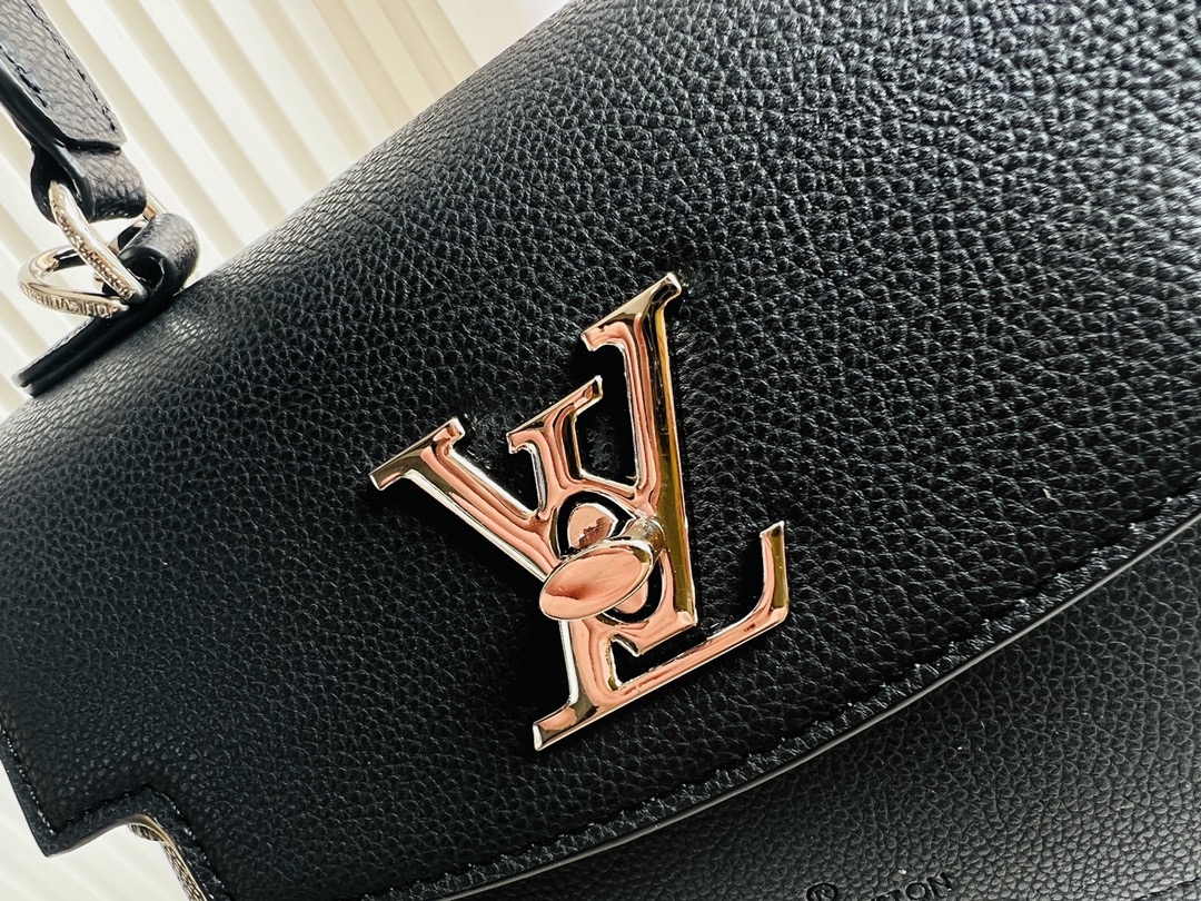 Louis Vuitton LockMe Ever Mini Lockme Leather Women's Handbags M20997