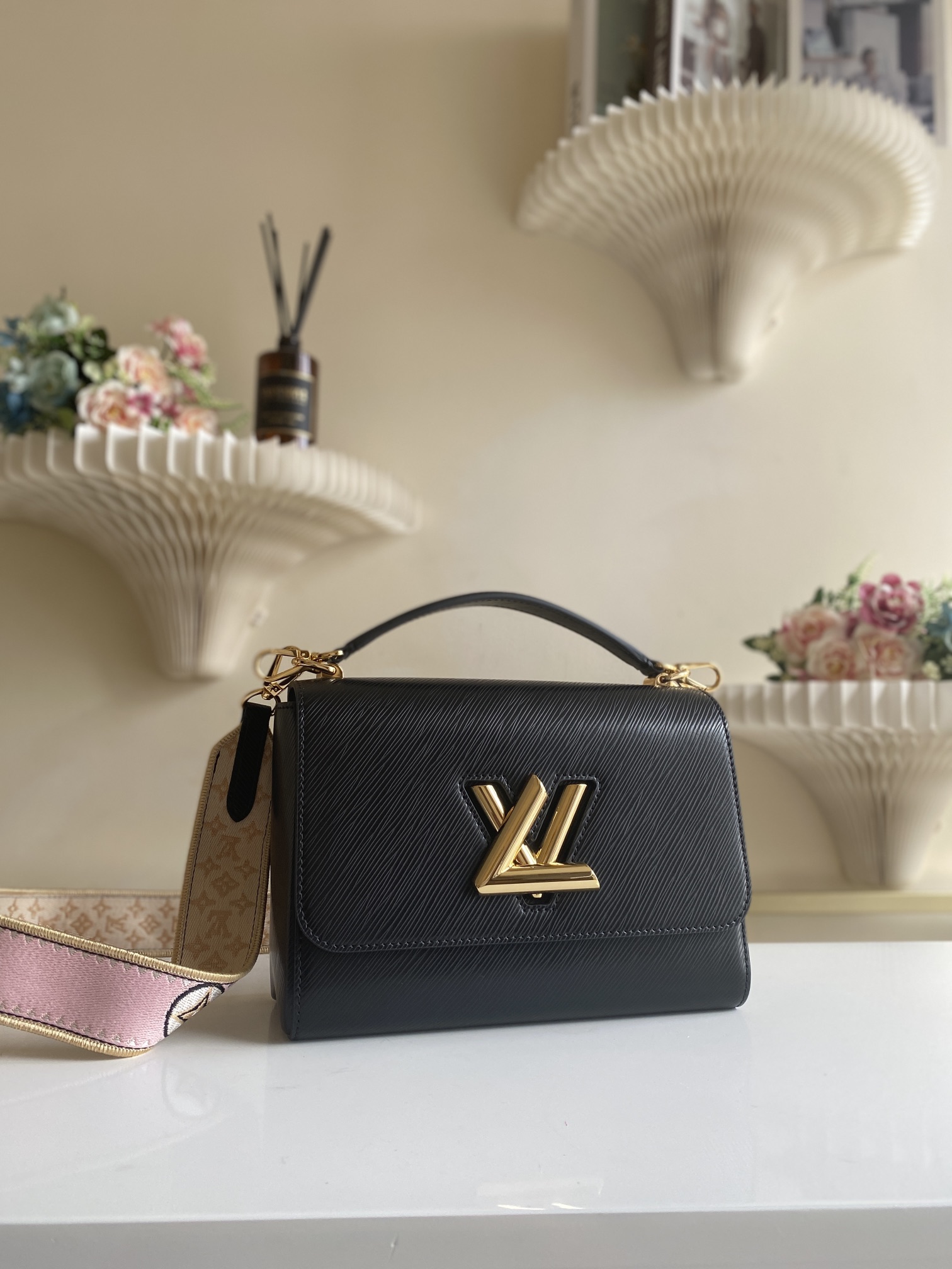 Louis Vuitton Twist MM Epi Leather Women's Handbags M22036