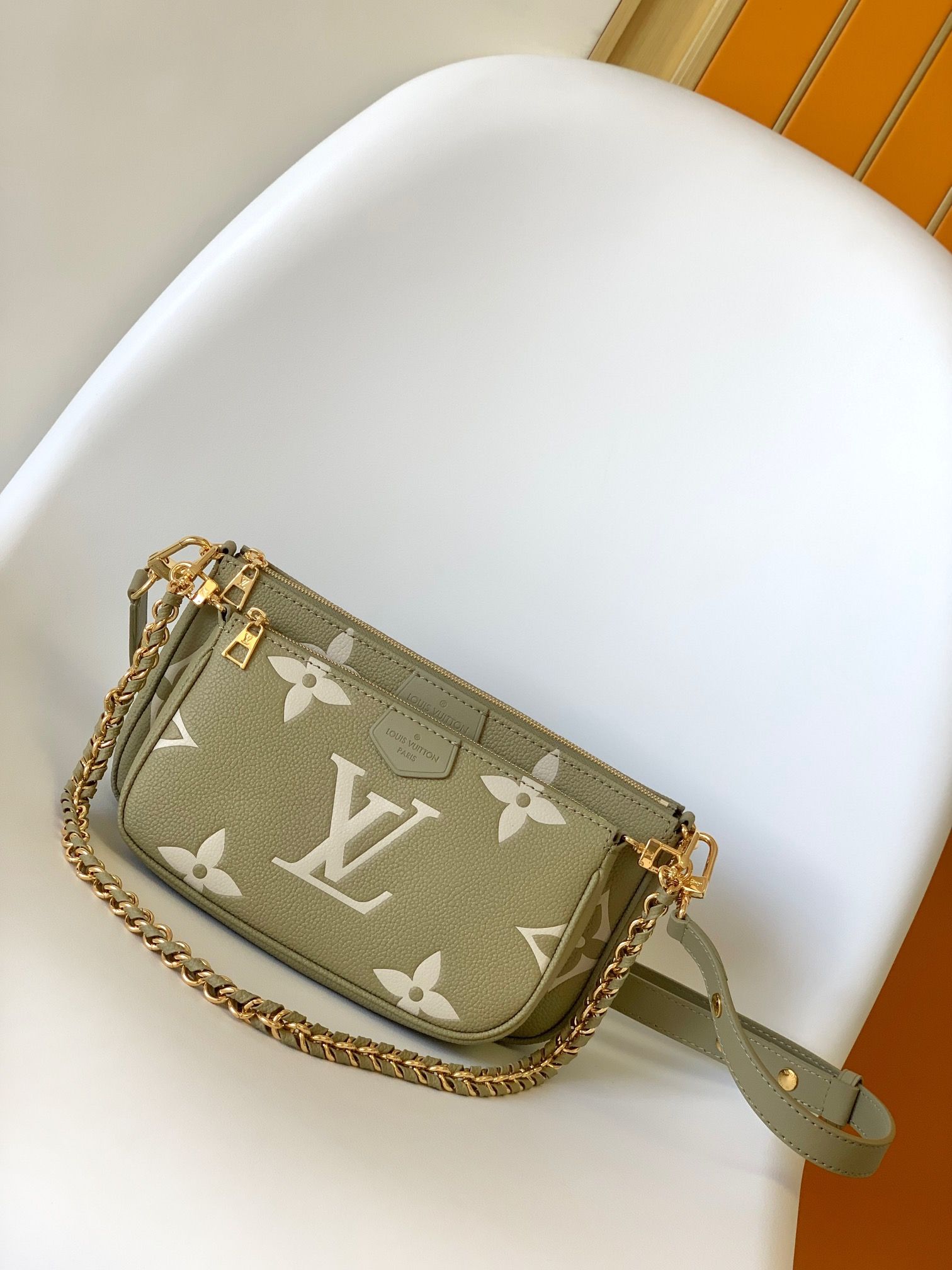 Louis Vuitton Multi Pochette Accessoires Bicolor Monogram Empreinte Leather Women's Handbags M22670