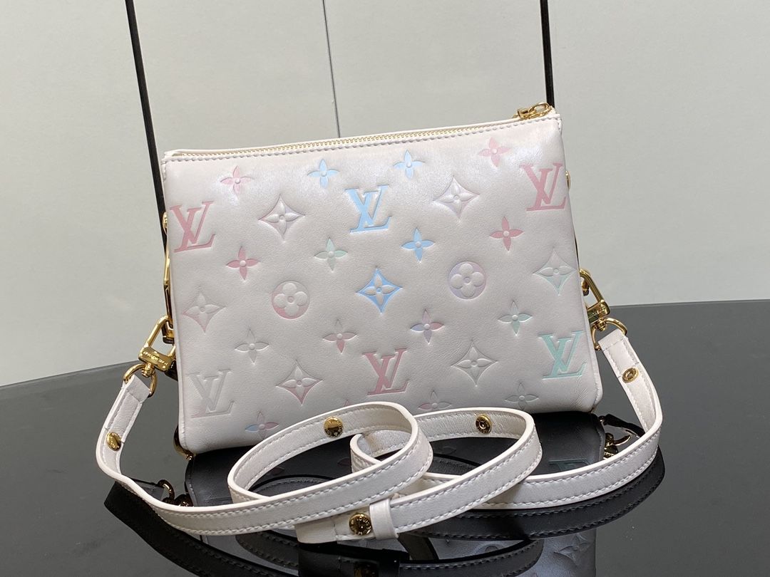 Louis Vuitton Coussin BB H32 Women's Handbags M22993