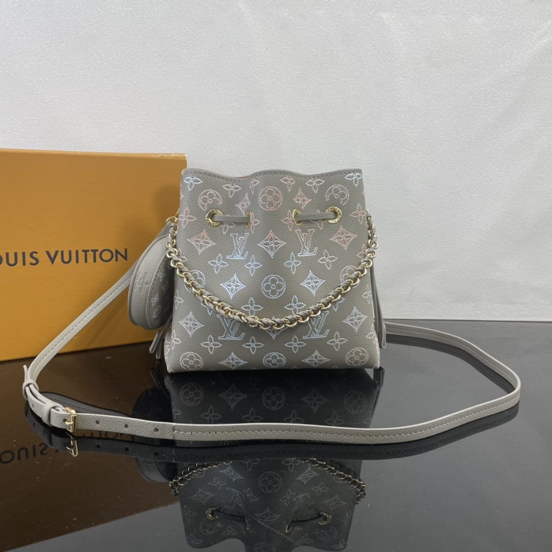 Louis Vuitton Bella Mahina Leather Women's Handbags M23388