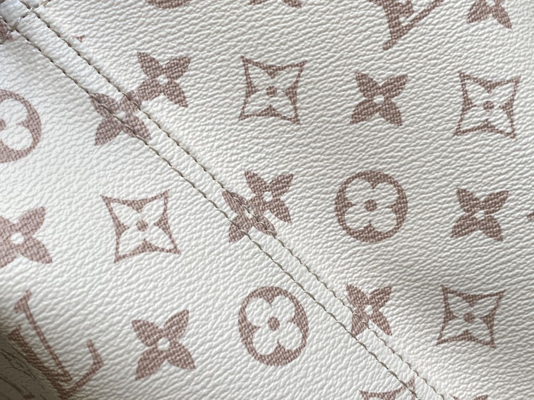 Louis Vuitton Atlantis GM Monogram Canvas Women's Handbags M24409