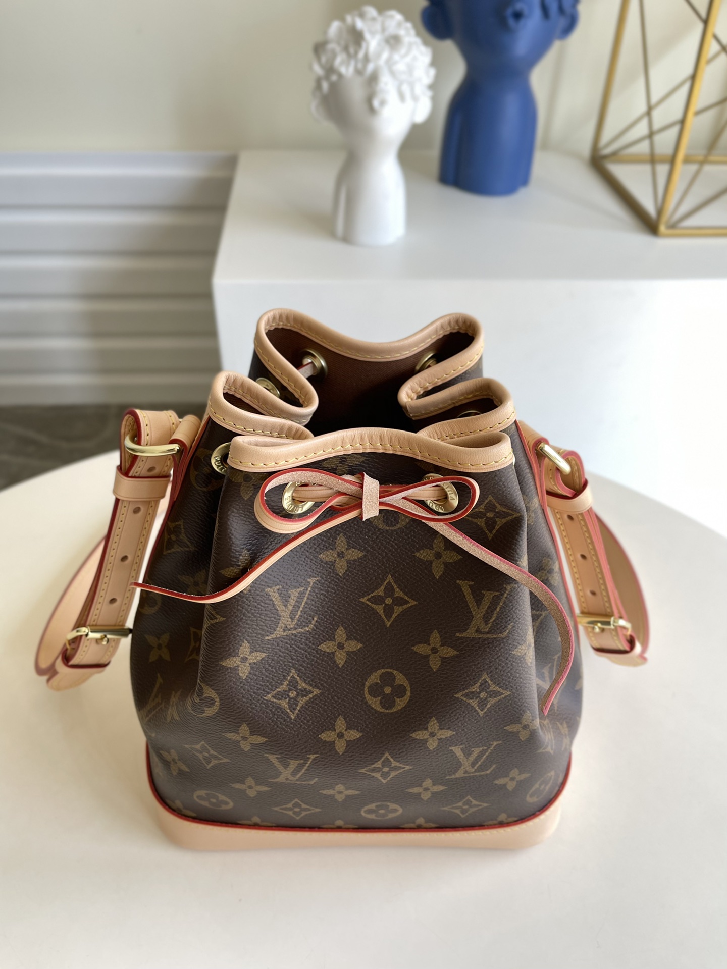 Louis Vuitton Noé BB Monogram Canvas Women's Handbags M40817