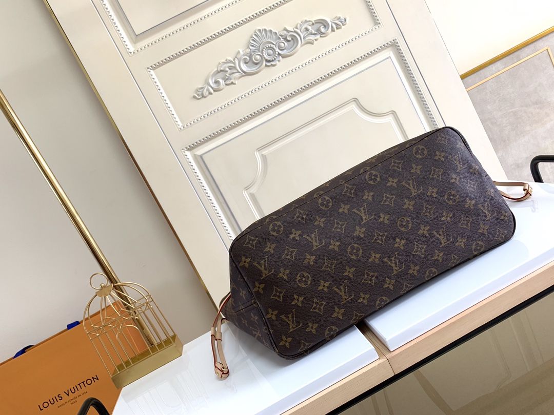 Louis Vuitton Neverfull GM Monogram Canvas Women's Handbags M40990