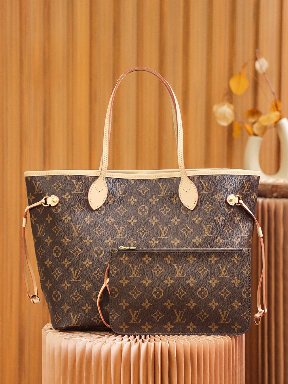 Louis Vuitton Neverfull MM Monogram Canvas Women's Handbags M40995