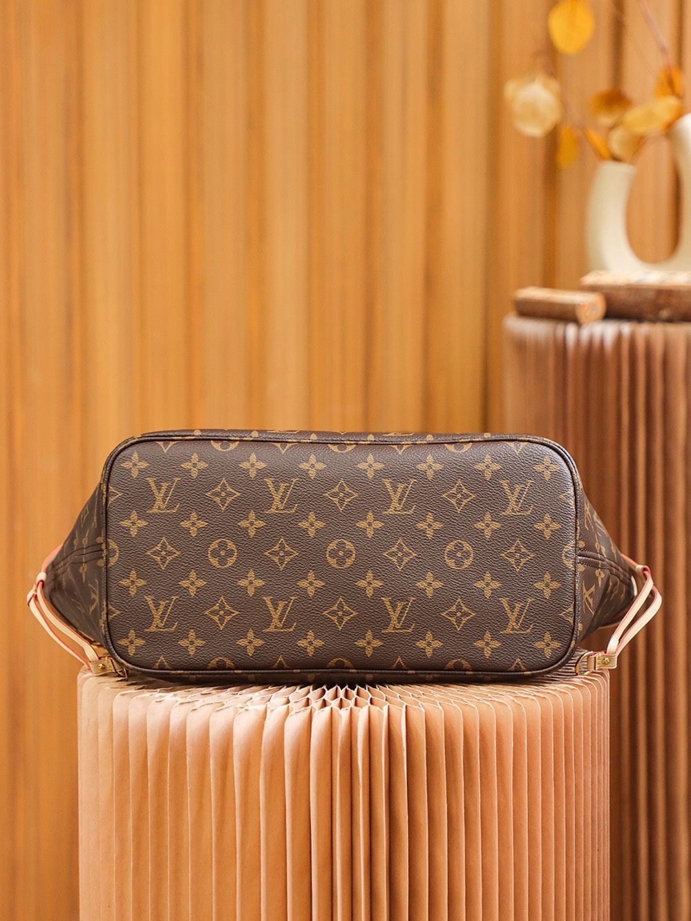 Louis Vuitton Neverfull MM Monogram Canvas Women's Handbags M40995