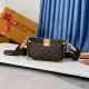 Louis Vuitton Multi 3 in 1  Pochette Monogram Canvas Purse Women's Crossbody Handbags M44813