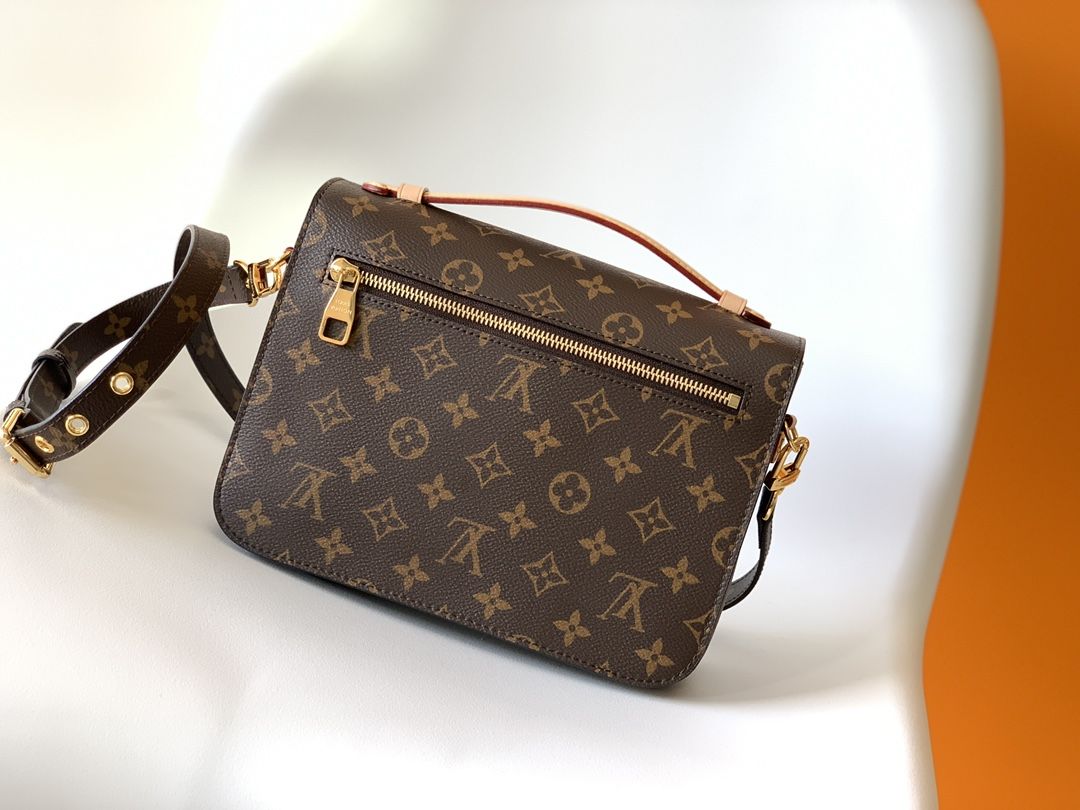 Louis Vuitton Pochette Métis Monogram Canvas Women's Handbags M44875