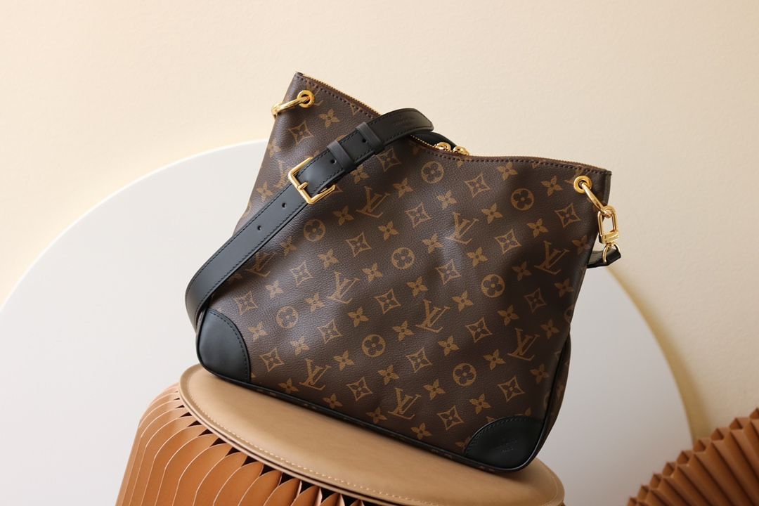 Louis Vuitton Odéon MM Monogram Canvas Women's Handbags M45352