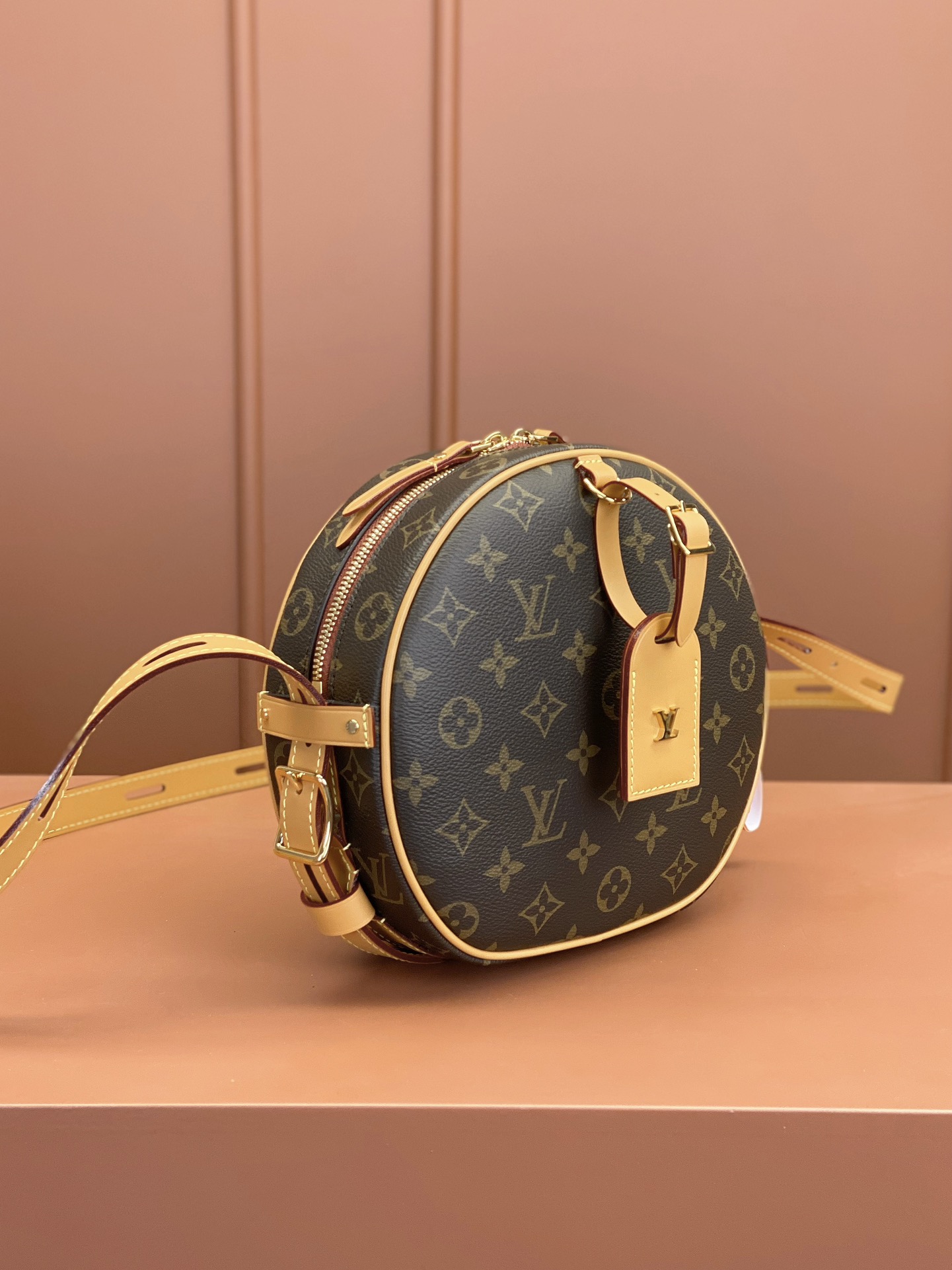 Louis Vuitton Boite Chapeau Souple MM Monogram Canvas Women's Handbags M45647