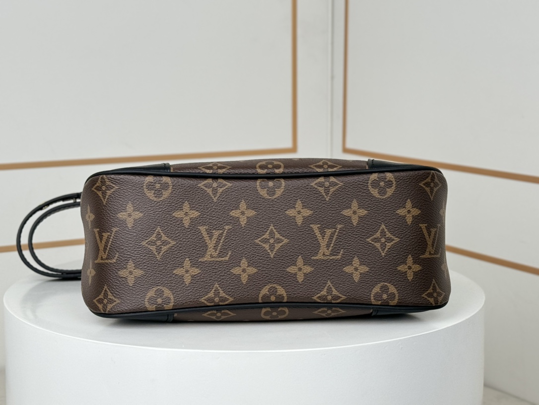 Louis Vuitton Boulogne Monogram Canvas Women's Handbags M45831