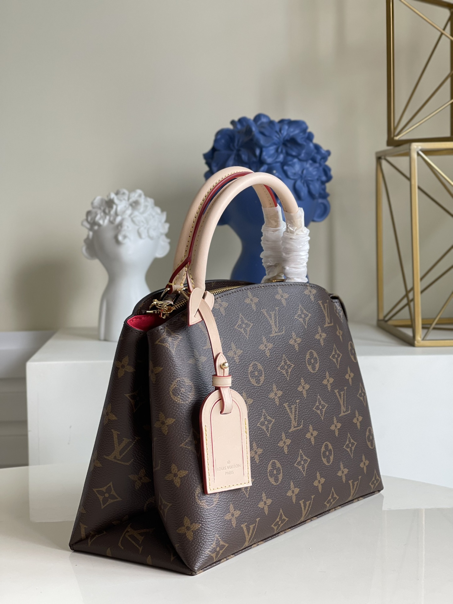 Louis Vuitton Petit Palais Monogram Canvas Women's Handbags M45900